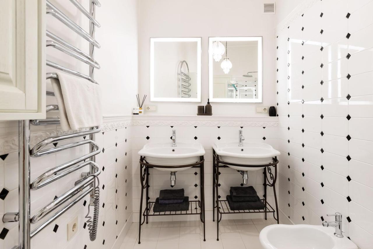 Luxury 2Bdr Heart Of Old Town Apartment Vilnius Ngoại thất bức ảnh